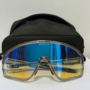 WHALE NAOČARE SA NANO PHOTOCHROMIC TEHNOLOGIJOM  SIVO-ŽUTE