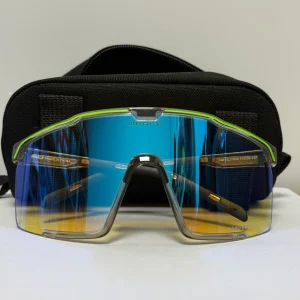 WHALE NAOČARE SA NANO PHOTOCHROMIC TEHNOLOGIJOM ZELENE